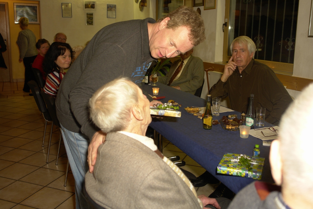 Seniorenfeier 2009 | Ehrung des ältesten Teilnehmers | Foto: Wilfried Klein
