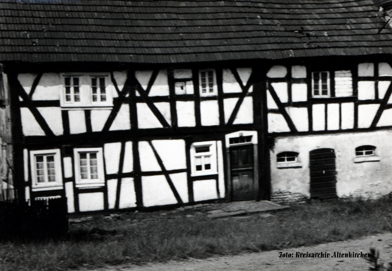 Historische Aufnahme 1958 Fachwerkhaus Minna Neitzert