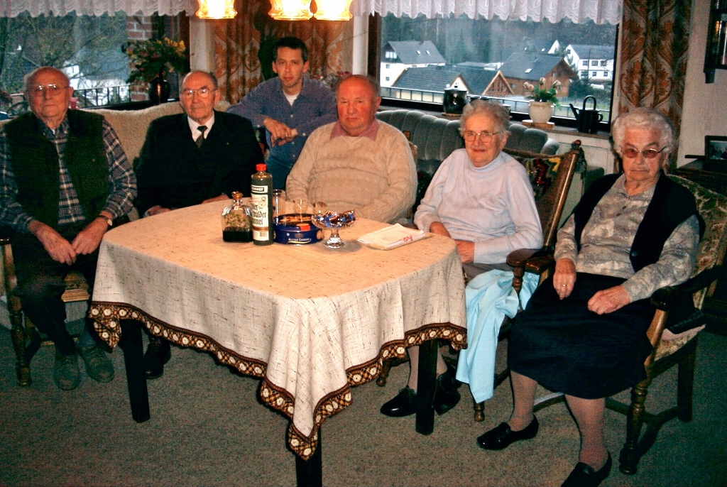 Januar 2005 Treffen der Dorfältesten