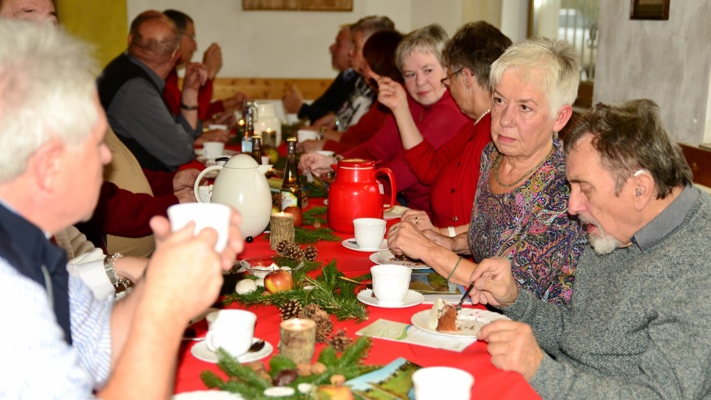 Seniorenfeier 12.2016 | Geselliger Seniorennachmittag | Foto: Burkhard Schäck