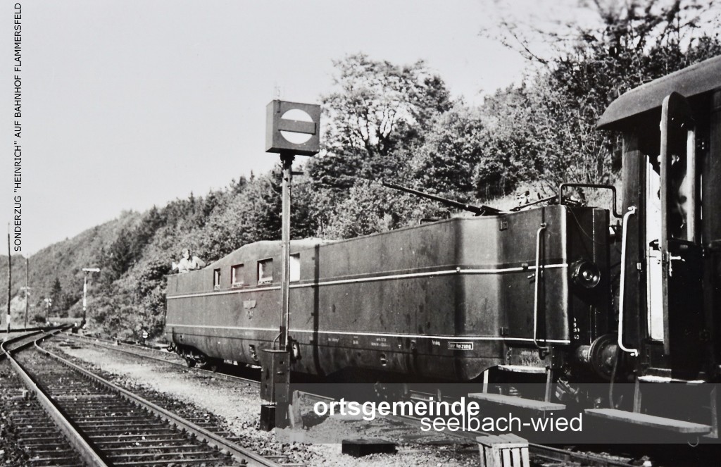 Bild bei Klick vergrößern Mai-Juni 1940 | Hinterer Flakwagen des Sonderzuges „Heinrich“ auf dem Bahnhof Flammersfeld in Seelbach/Wied. Archiv: Sohnius Repro: Wilfried Klein