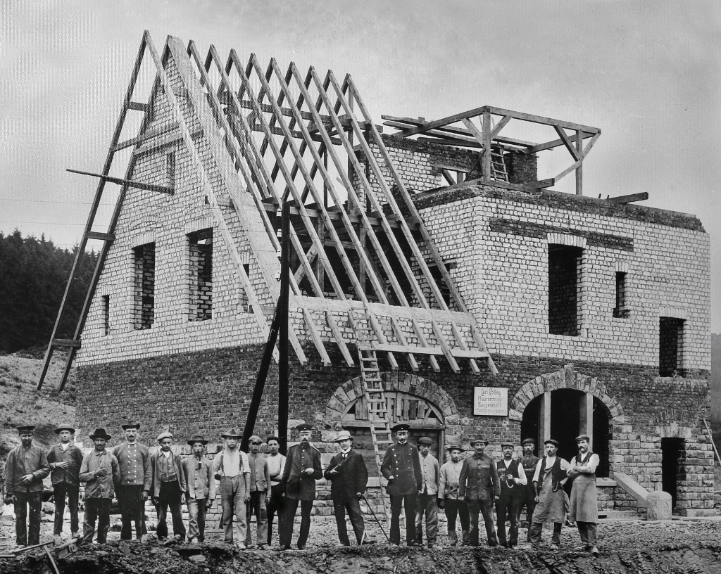 Historisches Foto 1911 Bahnhof Flammersfeld im Bau