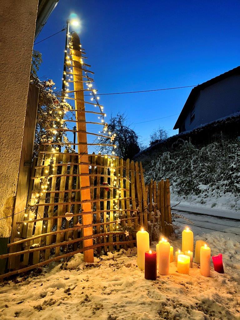 2022 | Adventstürchen 17: Kinder-Weihnachtsparty bei Familie Lüß | Foto: Yvette Schäck