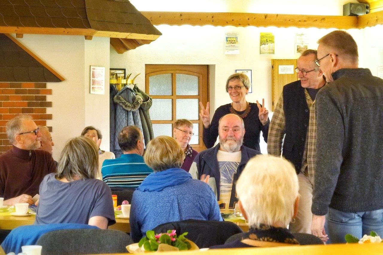 Seniorenfeier 2023 | Seniorenkaffee im Frühling | Foto: Yvette Schäck