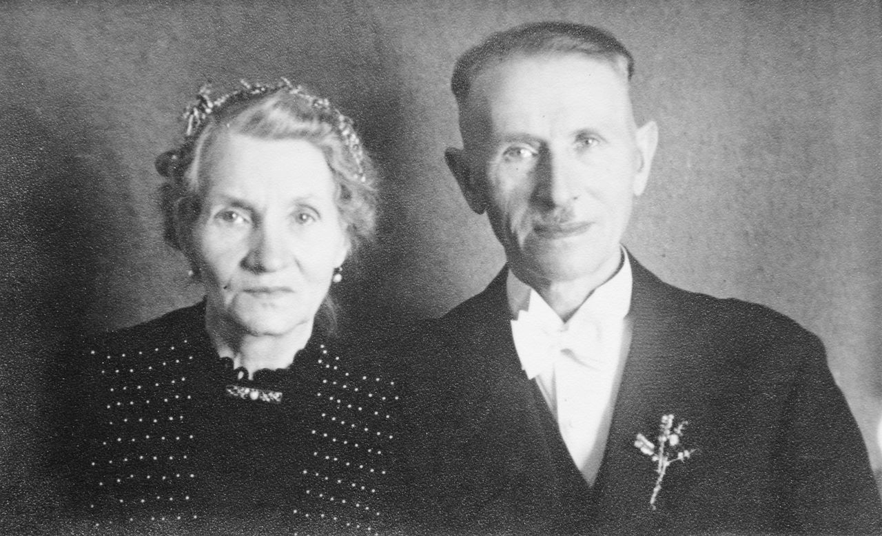 13.02.1947 | Laura und Wilhelm Sohnius am Tag ihrer Goldenen Hochzeit | Archiv: Hildegard Jeuck, Repro: Burkhard Schäck