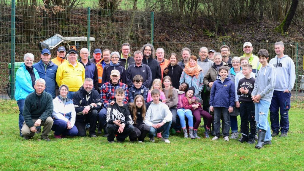 Aktionstag 2026 | Viele engagierte Dorfbewohner beim Aktionstag trotz regnerischen Wetters | Foto: Burkhard Schäck